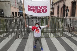 Peru kairiųjų kandidatas į prezidentus atmeta raginimus anuliuoti rinkimų rezultatus