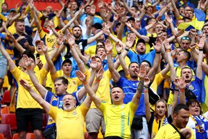 Ukrainiečiams „Euro 2020“ sudainavus V. Putiną įžeidžiančią dainelę rusų valdininkas įsiuto: „Jie padugnės. Kur žiūri UEFA?“