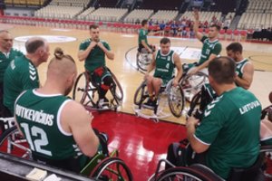 Lietuvos vežimėlių krepšinio rinktinė apmaudžiai iš rankų išleido Europos auksą – nesulaikė vieno Austrijos žaidėjo