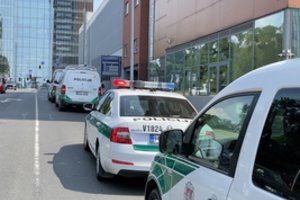 Kone Vilniaus centre iškritęs iš 16-o aukšto žuvo vyras
