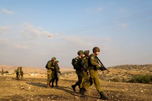 Vakarų Krante per susirėmimus su Izraelio kariais sužeista apie 270 palestiniečių