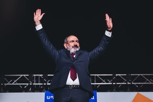 Armėnijos prezidentas pasirašė įsaką dėl N. Pašiniano skyrimo premjeru