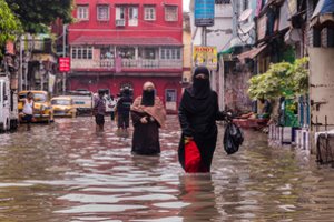 Rytų Indijoje per potvynius žuvo mažiausiai 16 žmonių: šimtai tūkstančių buvo priversti palikti namus
