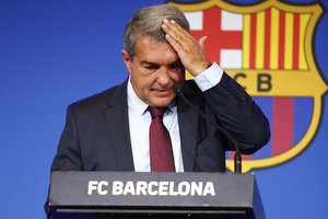 „Barcelona“ vadovas J. Laporta nusprendė nebelytėti: klubo skola – daugiau nei milijardas eurų