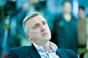 Rinktinės trenerį V. Ivanauską supykdė du „nesaldūs“ klausimai: „Norite kažkokių konfliktų?“