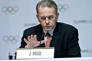Mirė Tarptautinio olimpinio komiteto prezidentas Jacquesas Rogge'as