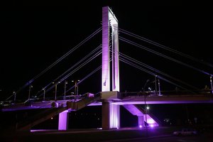 Tarptautinė perdozavimo žinomumo diena: Vilniaus tiltai nušvis violetine spalva