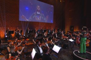 Muzikiniame projekte „Maestro“ – išlikimo įtampa: su dirigento lazdele atsisveikino dvi dalyvės