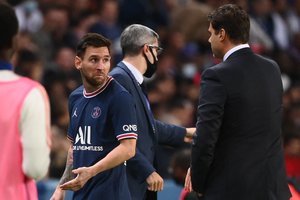 Nesusipratimas ar skandalas: pakeistas L. Messi nepadavė rankos PSG treneriui