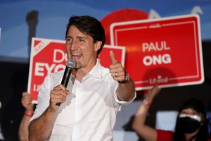 Televizijos prognozės: rinkimus Kanadoje laimėjo J. Trudeau liberalai