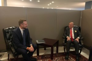 G. Landsbergis susitiko su Irako užsienio reikalų ministru F. Hussein: aptarė migrantų grąžinimo procesą
