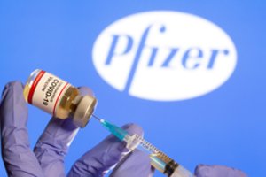 Iranas pirks 2 milijonus „Pfizer“ vakcinos dozių