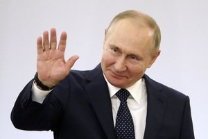 V. Putinas siūlo R. T. Erdoganui pasiskiepyti rusiška vakcina „Sputnik“