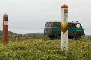 Prie Baltarusijos sienos apgręžti 54 migrantai, bet penkiems leista patekti į Lietuvą