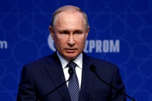 V. Putinas nurodė padidinti dujų tiekimą į Europą: jau vadina žemyno gelbėtoju
