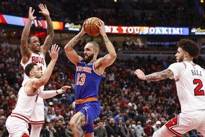 Lemiamas 3 minutes taškų nepelnę „Knicks“ išnešė sveiką kailį prieš „Bulls“