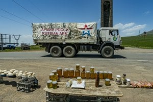Armėnijoje nuo skardžio nulėkė Rusijos pasieniečių sunkvežimis, žuvo karys