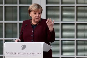 A. Merkel: šiuo metu Vokietijoje dėl COVID-19 taikomų suvaržymų nepakanka