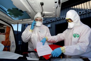 Lietuvoje nustatyta 2017 naujų koronaviruso atvejų, mirė 21 žmogus, iš jų 14 nebuvo pasiskiepiję