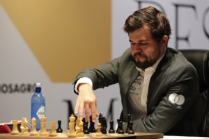 M. Carlsenas laimėjo ilgiausią visų laikų šachmatų pasaulio čempionato partiją 