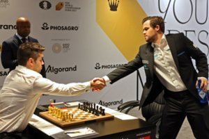 Trumpiausia pasaulio šachmatų čempionato finalo partija baigėsi lygiosiomis