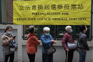 Honkonge vyksta parlamento, kuriame bus „tik patriotai“, rinkimai