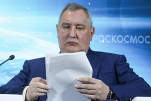 Su valdžia siejamas Rusijos laikraštis įspėjo apie šalies kosmoso programos „greitą žlugimą“