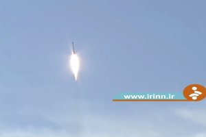 Iranas skelbia paleidęs į kosmosą raketą