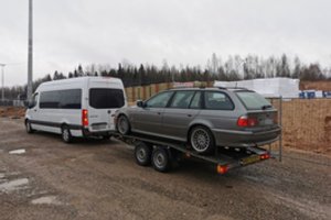 Areštinėje atsidūrė įtartiną automobilį gabenę du baltarusiai