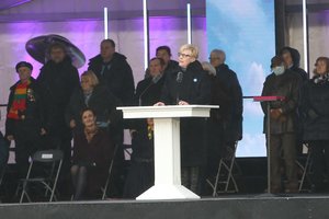 Protestuotojų nušvilptos I. Šimonytė ir V. Čmilytė-Nielsen sureagavo į minios elgesį