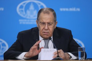 Rusija reikalauja raštiško JAV ir NATO atsakymo dėl saugumo garantijų: „Mūsų kantrybė išseko“