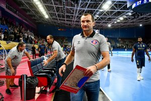 Apie lietuvių nesėkmę Europos rankinio čempionate kalbėjęs G. Savukynas kišenėje jau turi siūlymą tapti rinktinės treneriu