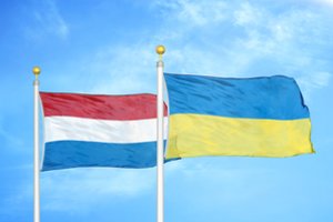 Nyderlandai svarsto tiekti ginklus Ukrainai