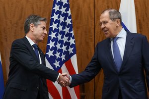 S. Lavrovas: Rusija nori „abipusiai pagarbių“ santykių su JAV