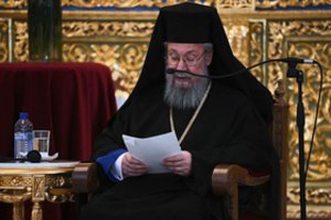 Kipro Bažnyčia suspenduos nepasiskiepijusius šventikus