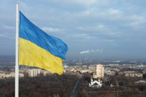 URM primygtinai ragina Lietuvos piliečius nevykti į Ukrainą, ten esančius – grįžti