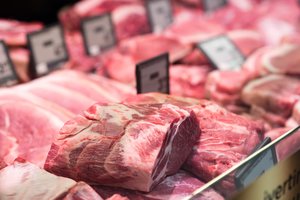 Šviežios mėsos kokybei užtikrinti „Iki“ skyrė beveik 300 tūkst. Eur