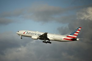 JAV lėktuvas buvo priverstas neplanuotai tūpti dėl „neprognozuojamo“ keleivio