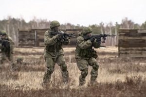 Baltarusija: po pratybų šalies teritorijoje neliks „nė vieno“ Rusijos kario