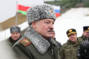 Baltarusija pareiškė, kad Rusijos pajėgos pasilieka tęsti pratybų