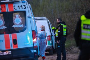 Tragedija Klaipėdoje: keleivinis traukinys mirtinai sužalojo per bėgius ėjusią moterį