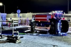 Vilniuje automobilis įsirėžė į dujų kolonėlę – vairavo girtas Kazachstano pilietis