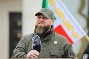 Nutekinti R. Kadyrovo pokalbiai su čečėnų karo vadu verčia šiurpti: ką Rusija planavo iš anksto