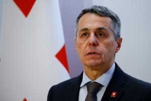 Neutralumo gali atsisakyti net Šveicarija: prezidentas pareiškė, kad tai „labai tikėtina“