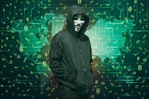 Paslaptingieji „Anonimai“: paskelbę karą Rusijai, laužiasi į vyriausybines svetaines ir televiziją