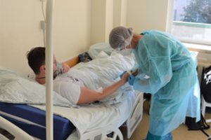 Lietuvos ligoninės naudos dar vieną vaistą nuo COVID-19: užteks 1 tūkst. pacientų