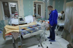 PSO pasmerkė atakas prieš ligonines Ukrainoje ir išreiškė susirūpinimą dėl epidemijų rizikos