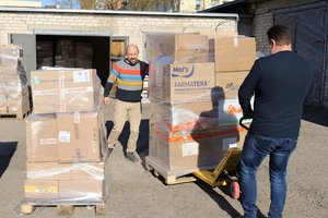 Šiaulių rajono savivaldybės nupirkta parama – jau Ukrainoje, o Šiauliai – tebetrypčioja