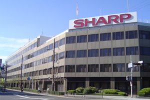 „Sharp“ taip pat stabdo produkcijos tiekimą Rusijai