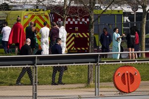 Londone per chloro dujų nuotėkį vandens sporto centre nukentėjo 29 žmonės